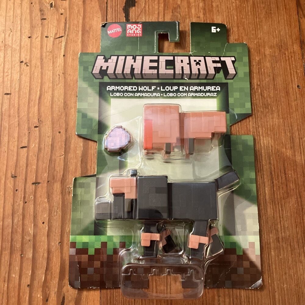 Mattel Minecraft ARMORED WOLF with Armor & Armadillo Scute Action Figure SEALED